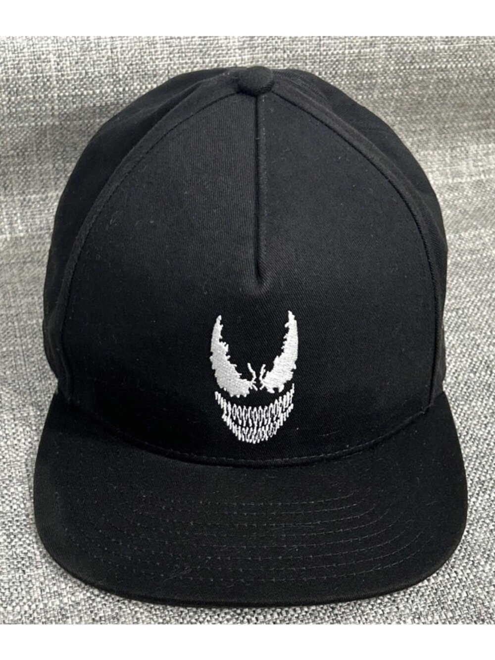 VANS Off The Wall Marvel Venom Hat BLACK WHITE Strap Back 100% Cotton One Size
